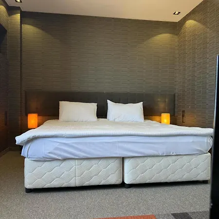 Boutique Kanyon 2* 索菲亞